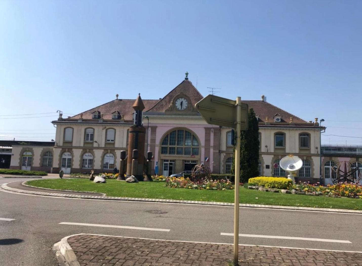 Nuovo Appartamento Saint Louis 68300 Tra Francia E Svizzera Luaran gambar